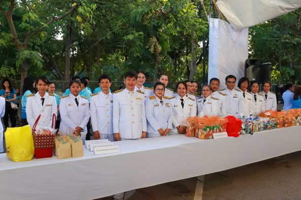 พิธีเจริญพระพุทธมนต์ และทำบุญตักบาตรถวายพระราชกุศล เนื่องในโอกาสวันเฉลิมพระชนมพรรษา สมเด็จพระนางเจ้าสิริกิติ์ พระบรมราชินีนาถ พระบรมราชชนนีพันปีหลวง