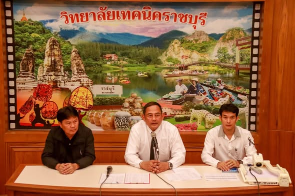 ผู้อำนวยการวิทยาลัยเทคนิคราชบุรี เป็นประธานการประชุมมอบนโยบายการปฏิบัติราชการ ให้กับเจ้าหน้าที่ วิทยาลัยเทคนิคราชบุรี