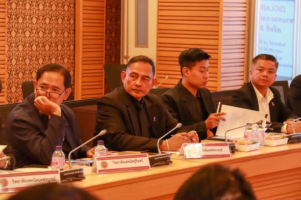 เข้าร่วมประชุมหารือ  การดำเนินงานโครงการ ส่งเสริมและสนับสนุน การจัดการ พลังงานไฟฟ้า ด้วยระบบไฟฟ้า จากแสงอาทิตย์ (Solar Cell) ของสำนักงานคณะกรรมการ การอาชีวศึกษา ครั้งที่ 3/2569 ร่วมกับการไฟฟ้าส่วนภูมิภาค ณ ห้องประชุม 1  ชั้น 2