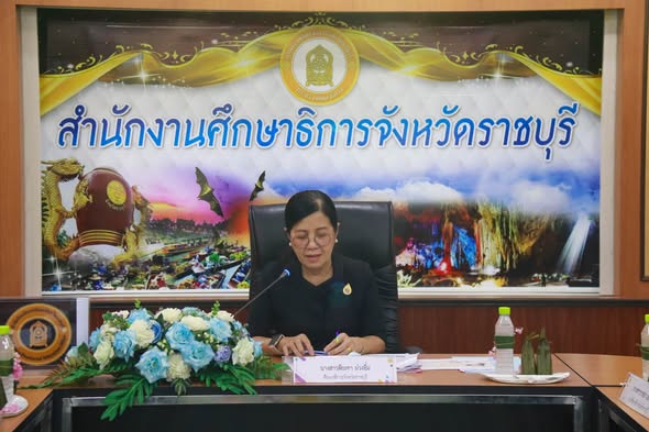 นายคมศิษฐ์  มีสัจจานนธนกุล ผู้อำนวยการวิทยาลัยเทคนิคราชบุรี  มอบหมายให้  ดร.ชุมพล คำเทียน รองผู้อำนวยการฯ  และนายวินัย รุ่งถิ่น ครูแผนกวิชาช่างก่อสร้าง เข้าร่วมการประชุม การจัดงานวันครู ส่วนภูมิภาคครั้งที่ 70 พ.ศ. 2569  ครั้งที่ 2/2568 ณ ห้องประชุม ชั้น 7 สำนักงานศึกษาธิการจังหวัดราชบุรี