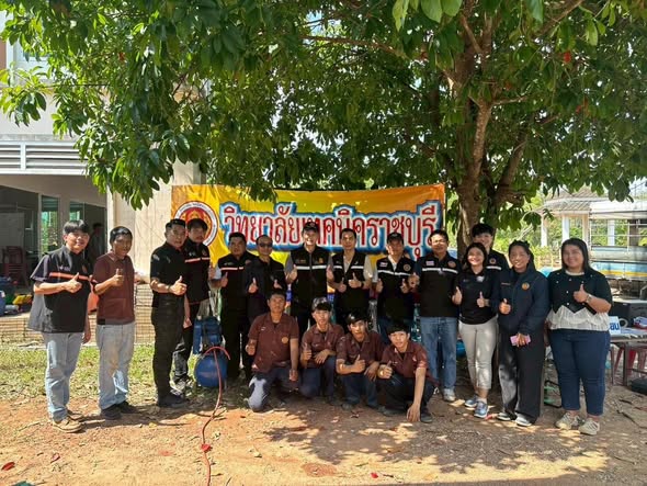 ศูนย์ซ่อมสร้างเพื่อชุมชน Fix it Center – จิตอาสา วิทยาลัยเทคนิคราชบุรี  ช่วยเหลือผู้ประสบอุทกภัยภาคใต้ ตั้งแต่วันที่ 2 – 10 ธันวาคม 2568
