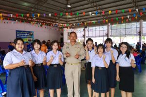 นายคมศิษฐ์ มีสัจจานนธนกุล ผู้อำนวยการวิทยาลัยเทคนิคราชบุรี เข้าร่วมโครงการพัฒนาศักยภาพผู้สูงอายุและผู้พิการ เพื่อส่งเสริมการพัฒนาคุณภาพชีวิตและเสริมสร้างศักยภาพของกลุ่มเป้าหมาย ให้สามารถดำรงชีวิตได้อย่างมีความสุข มีคุณค่า และมีส่วนร่วมในสังคมอย่างเหมาะสม